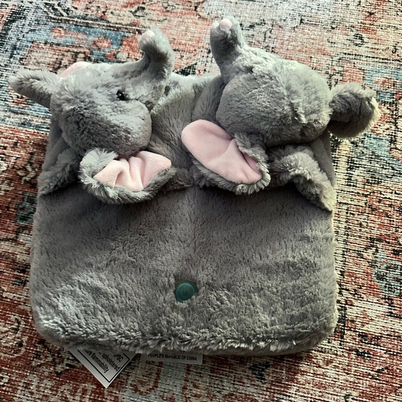 Plush Elephant Foot Massager - Picture 1 of 4